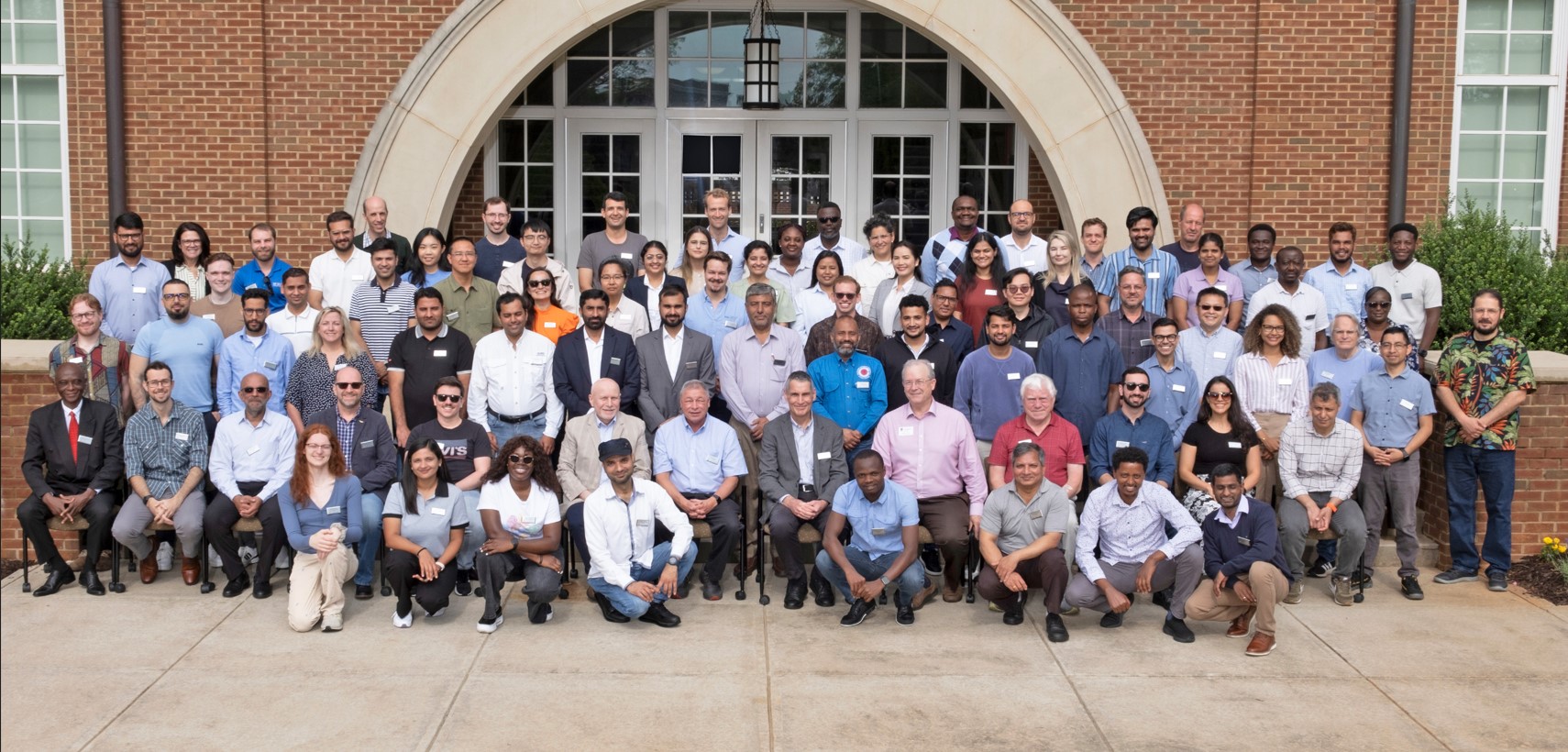 DSSAT 2025 Group Photo of Participants.