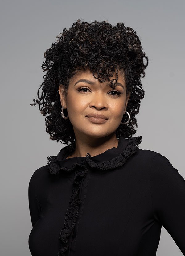Portrait of Dolen Perkins-Valdez.